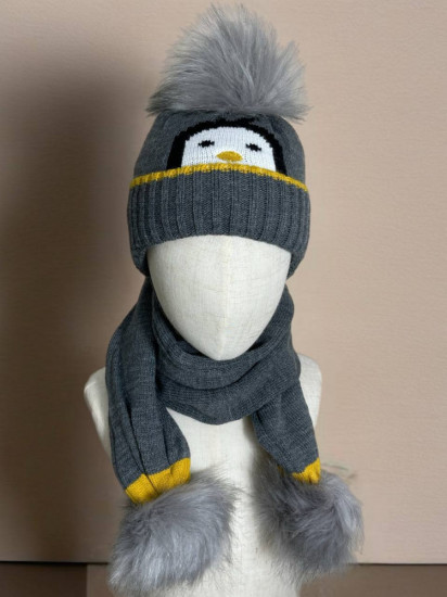 Комплект с шапкой и шарфом детский