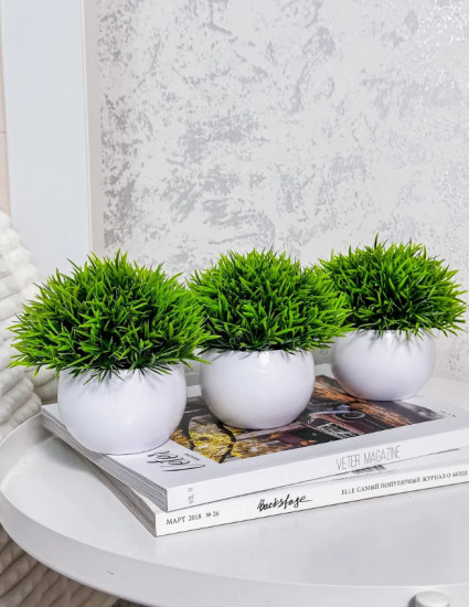 Набор искусственных растений в кашпо