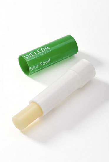 Питательный бальзам для губ «Skin Food Lip Balm»