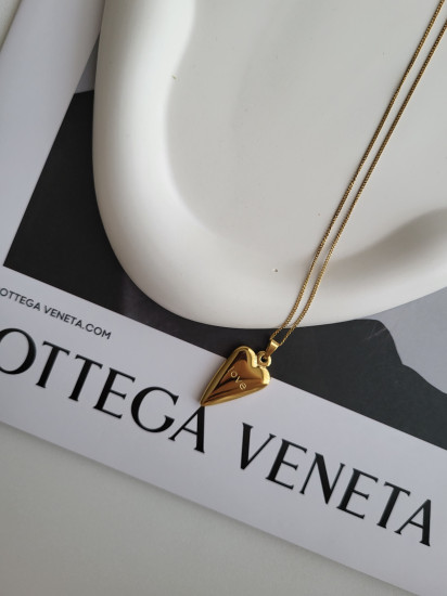 Колье с подвеской женское