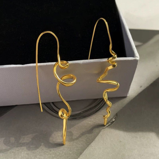 Изящные длинные серьги