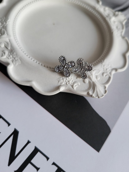 Серьги-гвоздики женские с кубическим цирконием