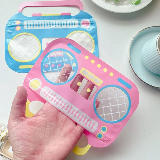 Пакет подарочный «Магнитофон»