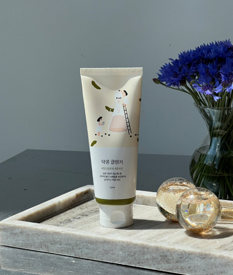 Питательная пенка-скраб для умывания с соей «Soybean Cleanser»