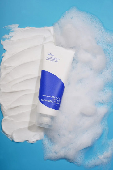 Слабокислотная увлажняющая пенка для умывания «Hyaluronic Acid Low-pH Cleansing Foam»
