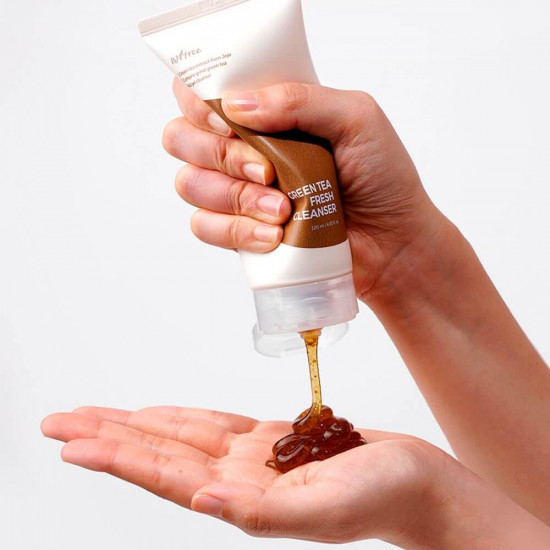 Очищающий гель для умывания с зелёным чаем «Green Tea Fresh Cleanser»