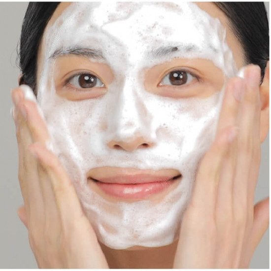 Осветляющий гель-пенка для умывания с коллагеном и облепихой «Vegan Vitamin Collagen Clear»