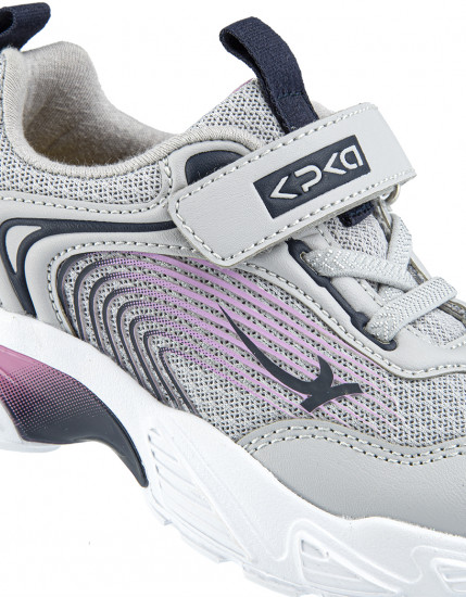 Кроссовки для девочек