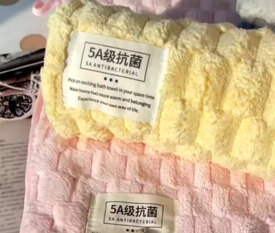 Подарочный набор махровых полотенец