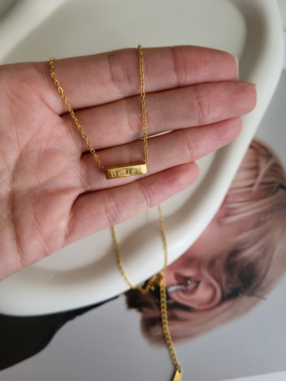 Колье с кулоном женское