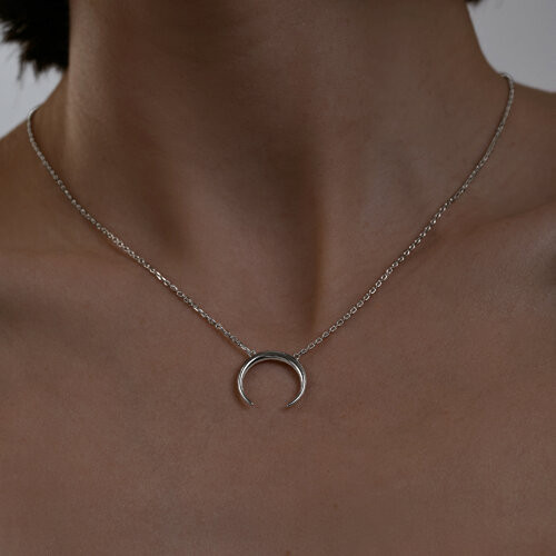 Колье из серебра