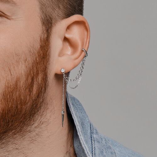 Серьга из серебра с фианитами