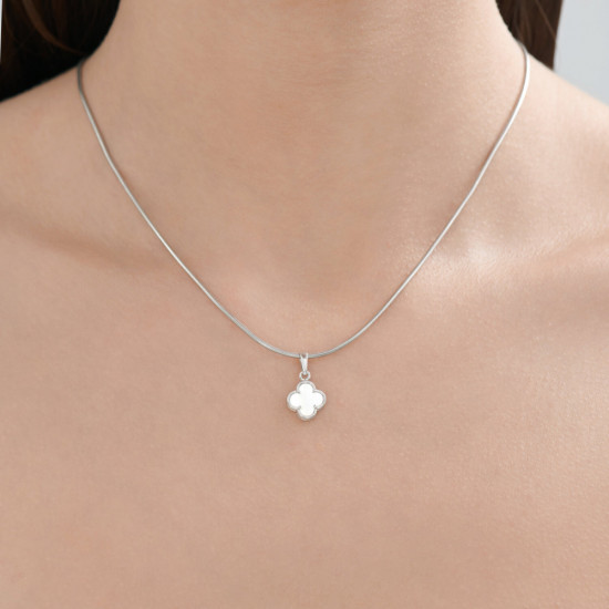 Подвеска из серебра с перламутром