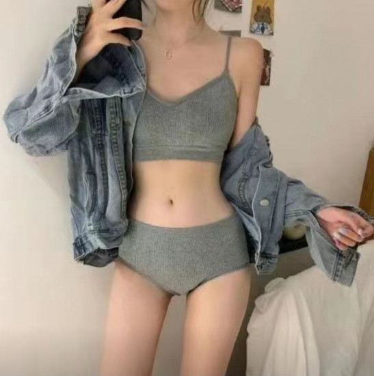 Комплект нижнего белья женский