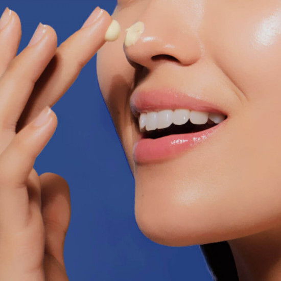 Пилинг-скатка с PHA кислотами для сияния кожи «Pure Aqua Peeling Gel»