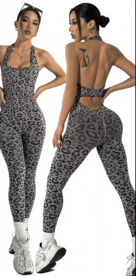 Спортивный комбинезон женский