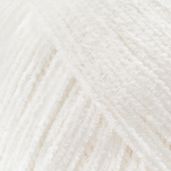 Пряжа для вязания «Микровелюр», цвет 020 Молочный