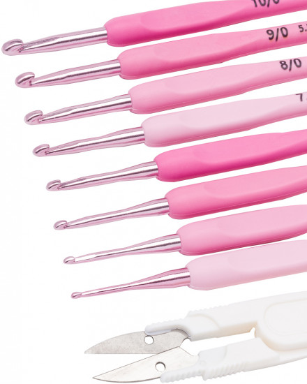 Набор крючков для вязания с ножницами