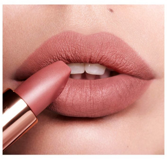 Помада для губ «Matte Revolution», тон Pillow Talk