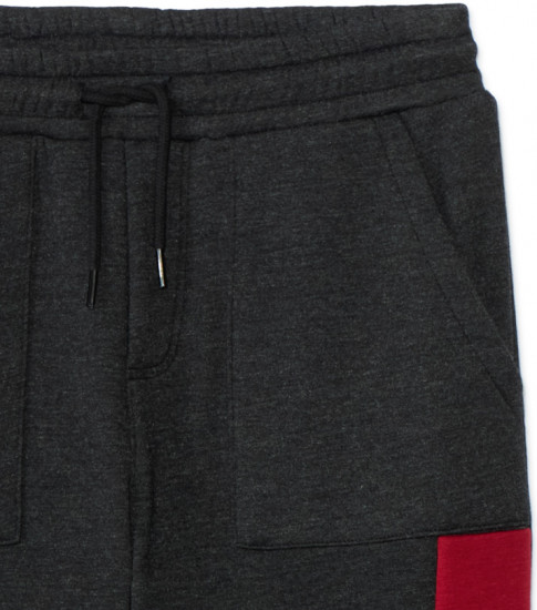 Спортивные брюки