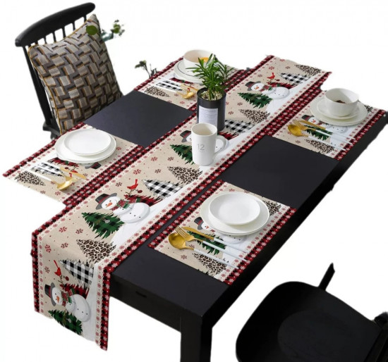 Новогодняя дорожка на стол «Волшебный лес»
