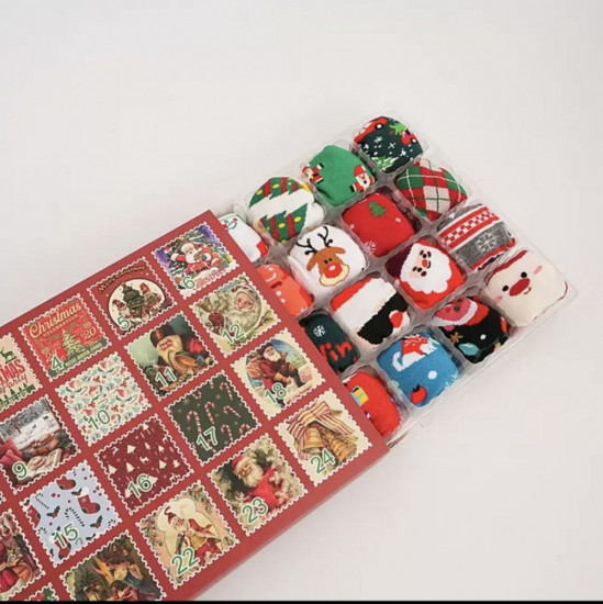 Адвент-календарь с носками