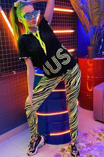 Футболка женская