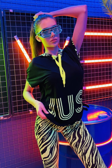 Футболка женская