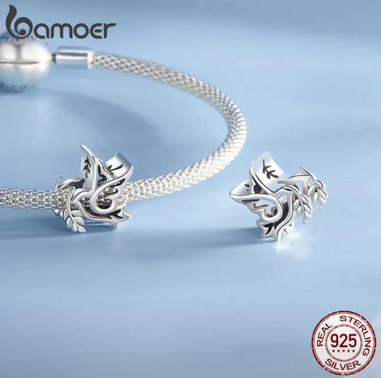 Шарм из серебра «Голубь»