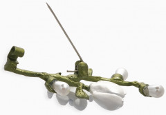 Брошь «Веточка магнолии» - Фото 2