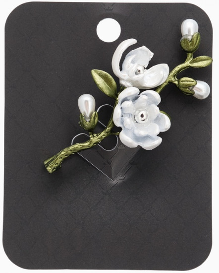 Брошь «Веточка магнолии»