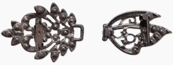 Зажим для кардигана «Асимметрия»