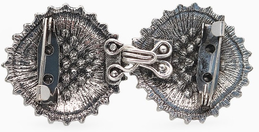 Зажим для кардигана «Квадраты»