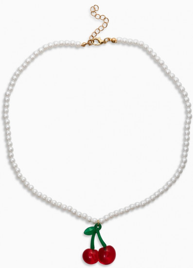 Кулон на жемчужной нитке «Вишня»