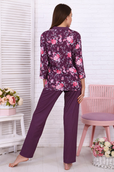 Костюм женский