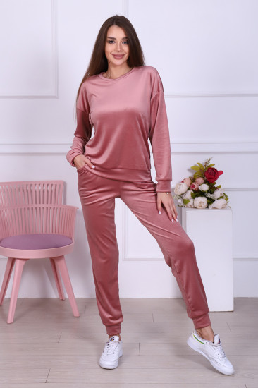 Костюм женский