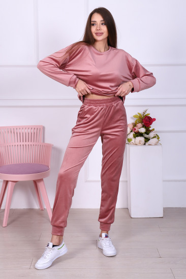 Костюм женский