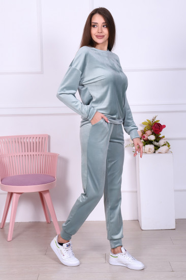 Костюм женский