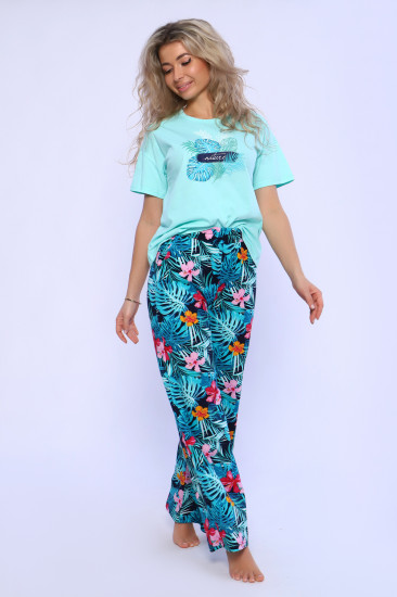 Костюм женский