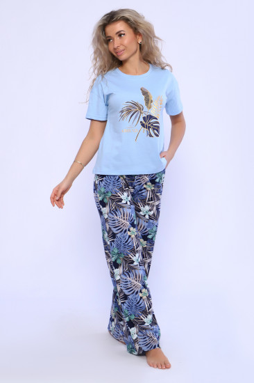 Костюм женский