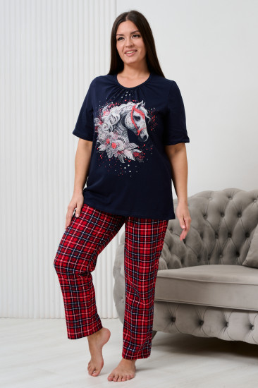 Костюм женский