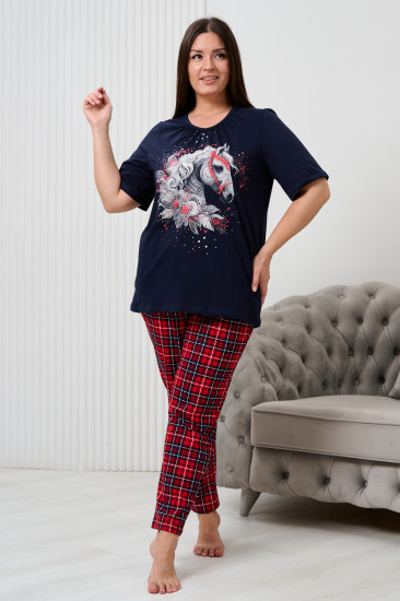 Костюм женский