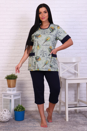 Костюм женский