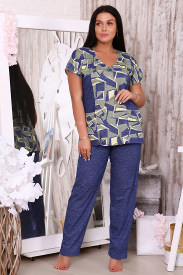 Костюм женский