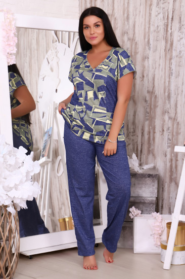 Костюм женский