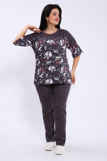 Костюм женский