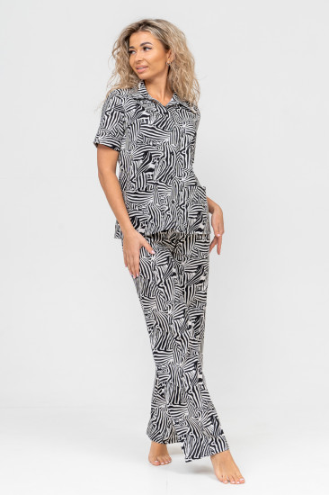 Костюм женский