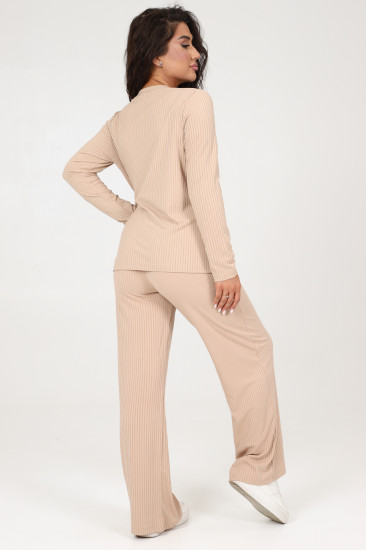 Костюм женский