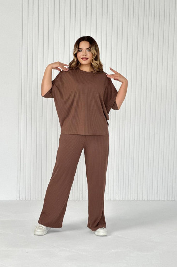 Костюм женский