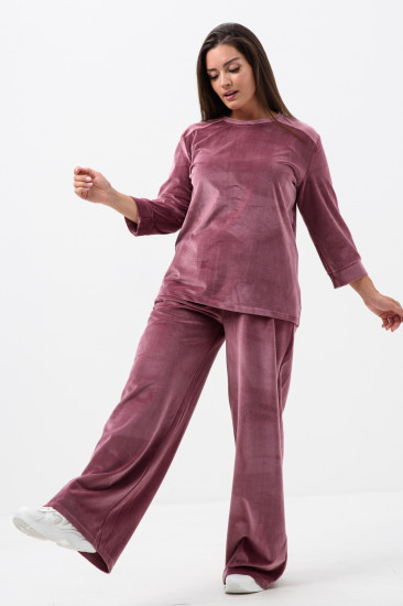 Костюм женский